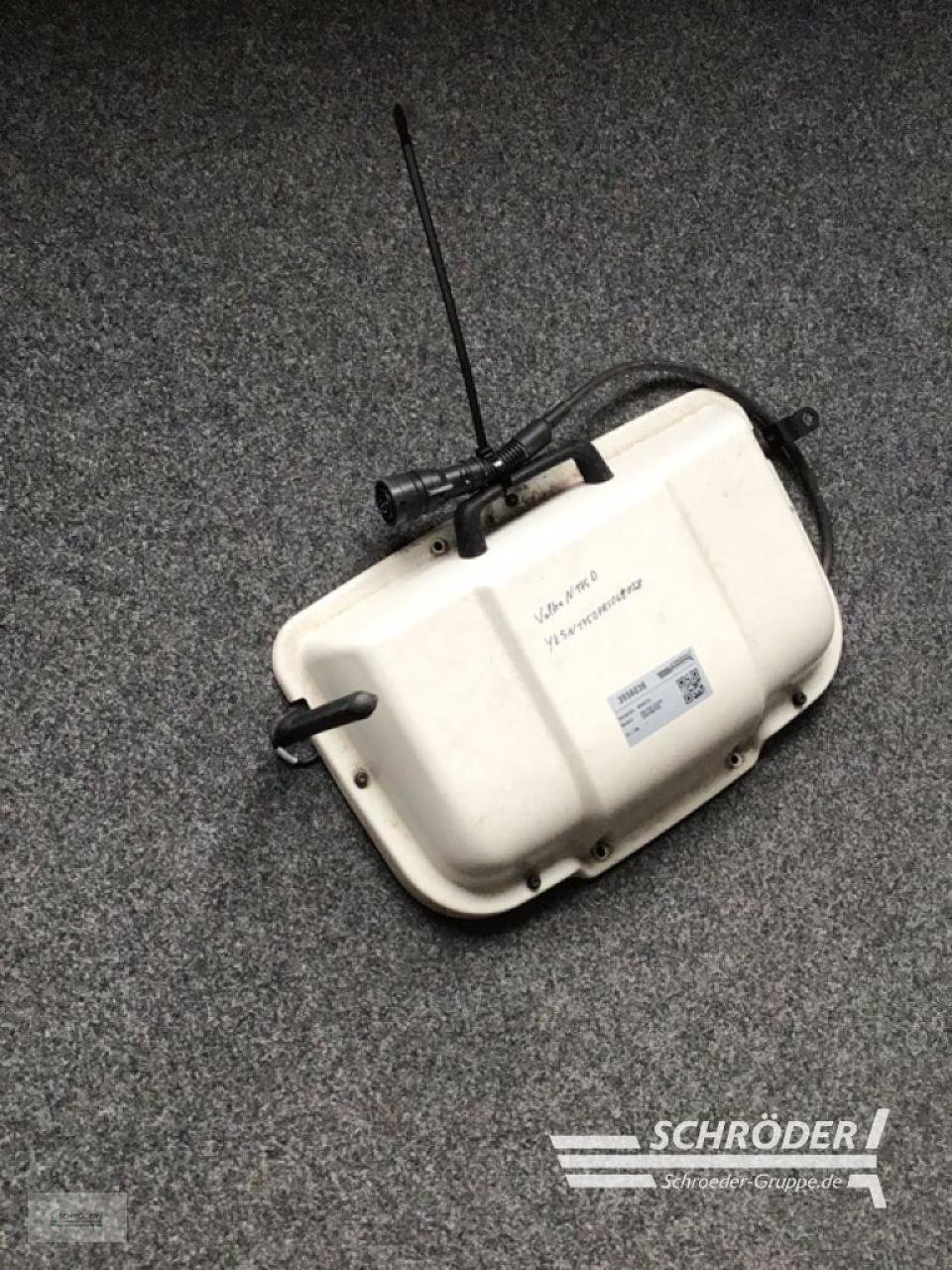 Parallelfahr-System del tipo Sonstige AUTO GUIDE RTK NTRIP EMPFÄNGER | VALTRA, Gebrauchtmaschine en Penzlin (Imagen 4)